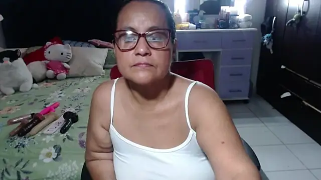 pervert_mommy_ লাইভ XXX চ্যাট