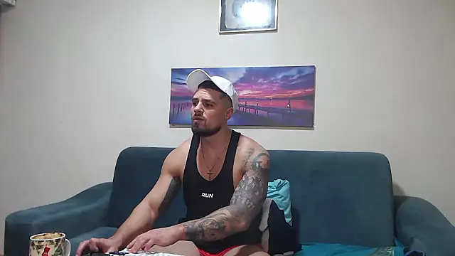 Tiberius_hunk's Webcam Show