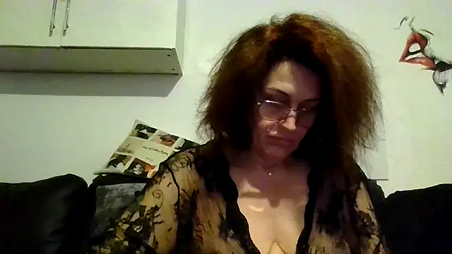 Chat +18 de RubyyRosee ao vivo