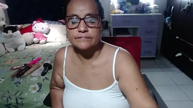 pervert_mommy_'s Live XXX Chat