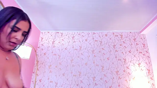 taylor_bennet's Live XXX Chat