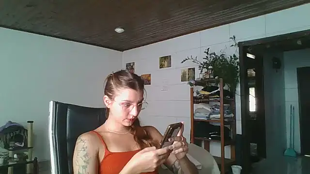 SweetyBabyDemon Live XXX Chat