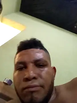 MONOSKI130801's Webcam Show