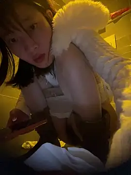 littleqiu9 Chat XXX in diretta