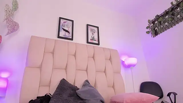 Chatroom XXX en direct de KristalFoxx