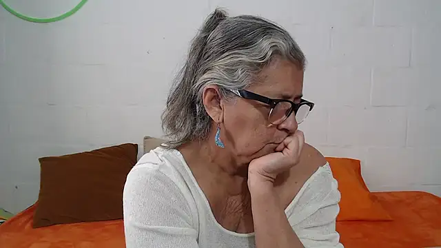 candy_mature_'s Live XXX Chat