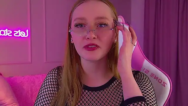 Chat +18 de AgataFoxley ao vivo