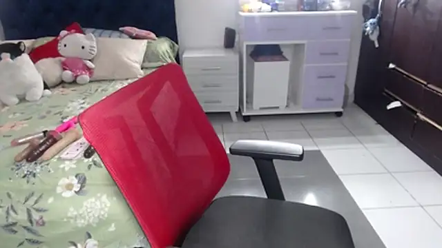 pervert_mommy_'s Live XXX Chat