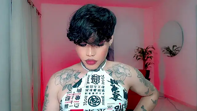 Pokazy przed kamerką – little_star_porn