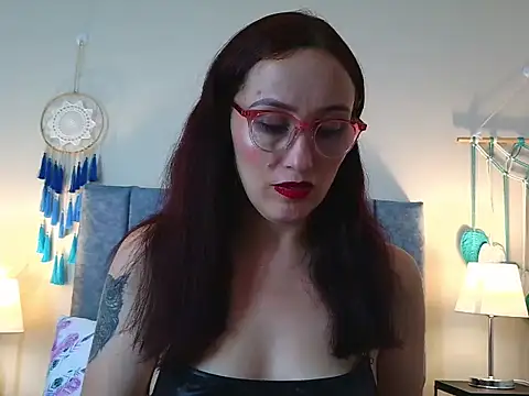 IberianMoonMK Adlı Modelin Canlı XXX Sohbeti