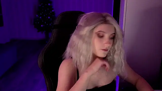 Živý XXX chat violet-siren-x