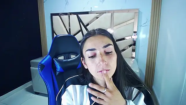 Maily_a_ 라이브 XXX 채팅