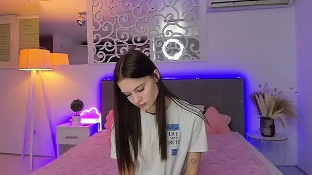 LuisaClover 라이브 XXX 채팅