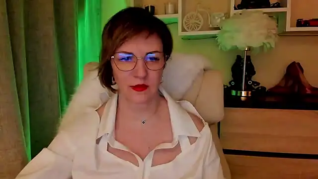 feliziaDesire Chat XXX in diretta