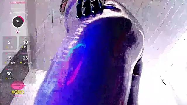 LatexDevil_Blondie Chat XXX in diretta