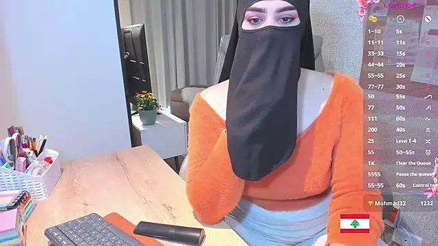 Marjanen Live XXX chat