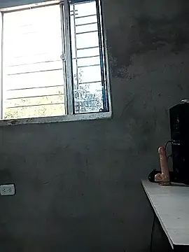 ariana_d20 Chat XXX in diretta