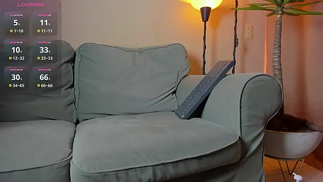 Ackerman_Eren_'s Live XXX Chat