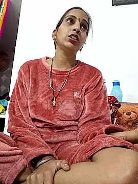Hotty-Nidhi Chat XXX in diretta