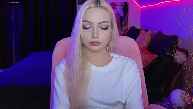 LinaLirianのライブXXXチャット