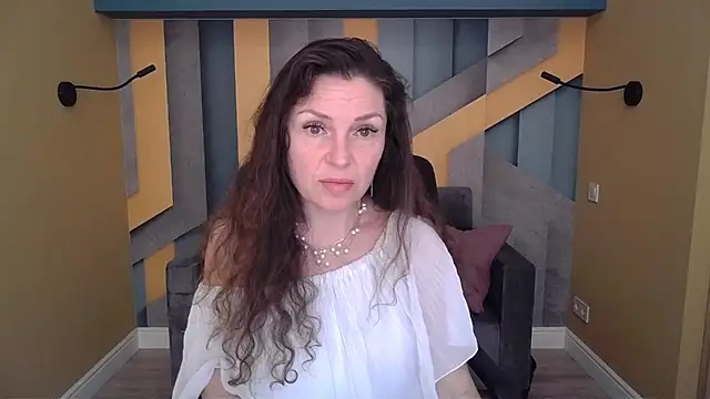 EllaLong Chat XXX in diretta