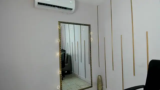 Nayariskaya's Live XXX Chat