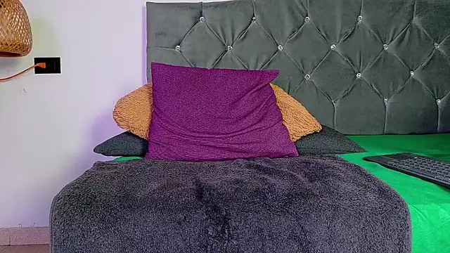 Chatroom XXX en direct de louis_bcasta1