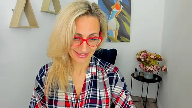 MuseOfStage's Live XXX Chat