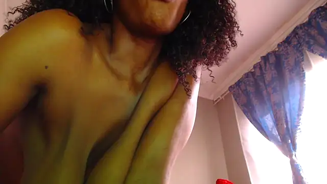Show de Silkytitss na webcam