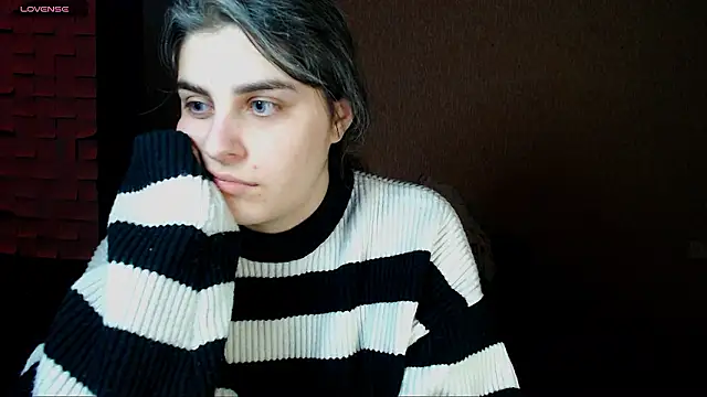 _Roselina_'s Live XXX Chat