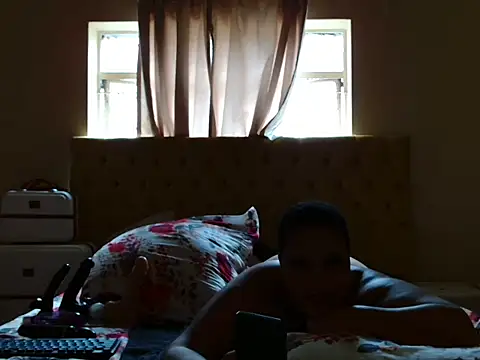 TAMARADEE4KINGS webcam show