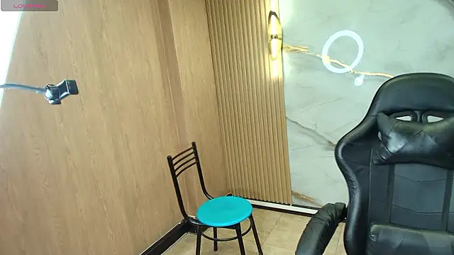 gabriella_storm_tf's Live XXX Chat