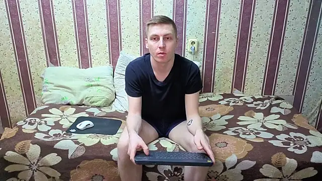 darienlarge's Webcam Show