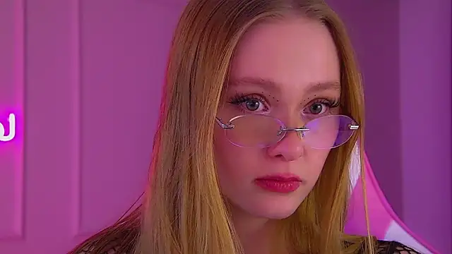 AgataFoxley: онлайн-секс-чат