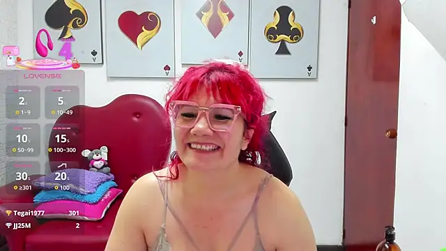 Salomeediaz_ 即時 XXX 聊天