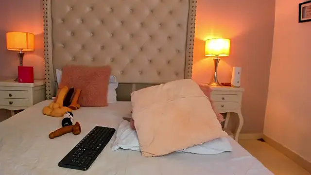 Gabriiela_'s Webcam Show