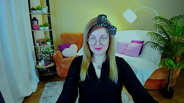 YourUniverser's Webcam Show