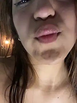 AngellaMoraa's Live XXX Chat