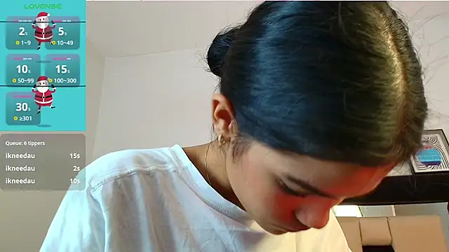 emycarver09 即時 XXX 聊天