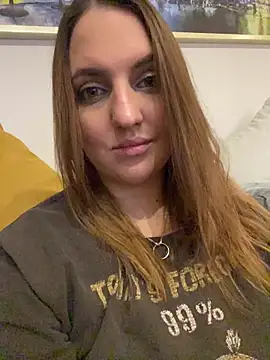 AliceAlicee 即時 XXX 聊天