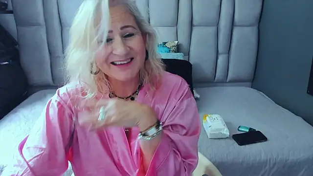 ScarletHoot_: απευθείας συνομιλία ΧΧΧ