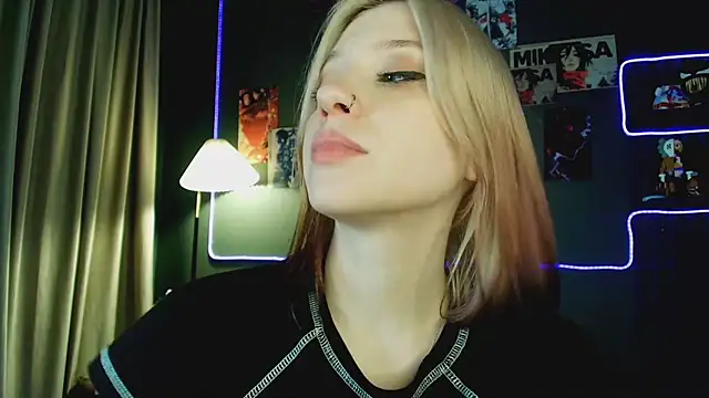 arielabradberryのライブXXXチャット