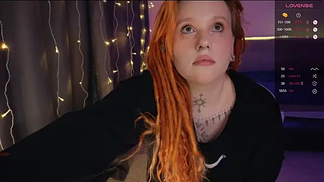 The_Full_Red_Moon's Live XXX Chat