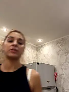 Webkamerová show Unforgettable_ket