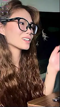 Cici250808のライブXXXチャット