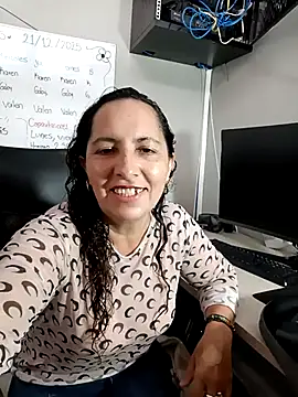 Luna_Naughty1's Live XXX Chat