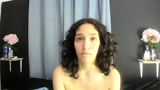 TeensNews18's Live XXX Chat