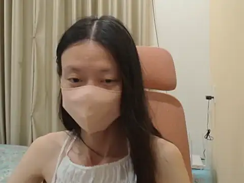 XXX chat uživo modela Lil-Cherries