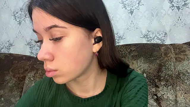 DebbiGoodknight's Live XXX Chat