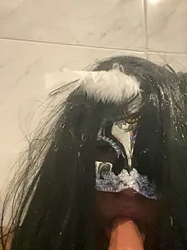 Czat XXX na żywo – Putinha_anonima